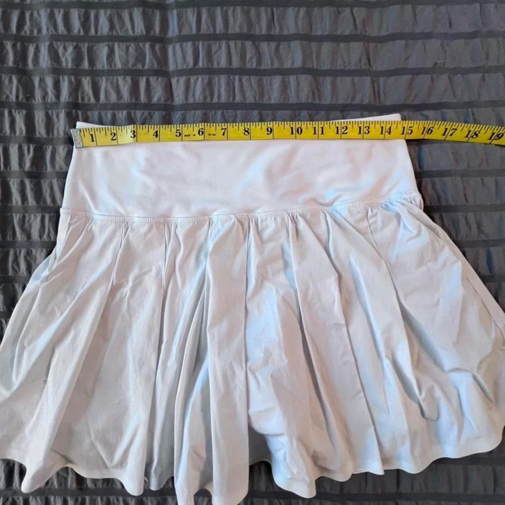 Joy Lab Pleated White Mini Tennis Skirt/Skort Women's Size Medium‎
